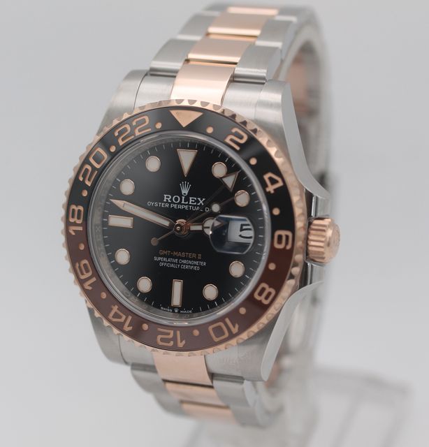 Rolex GMT Master II 126711 CHNR Image 3